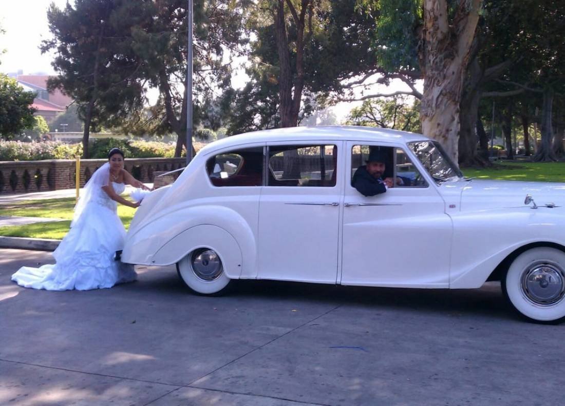 Classic Car Rentals- A Timeless Experience Suitable for Any Occasion