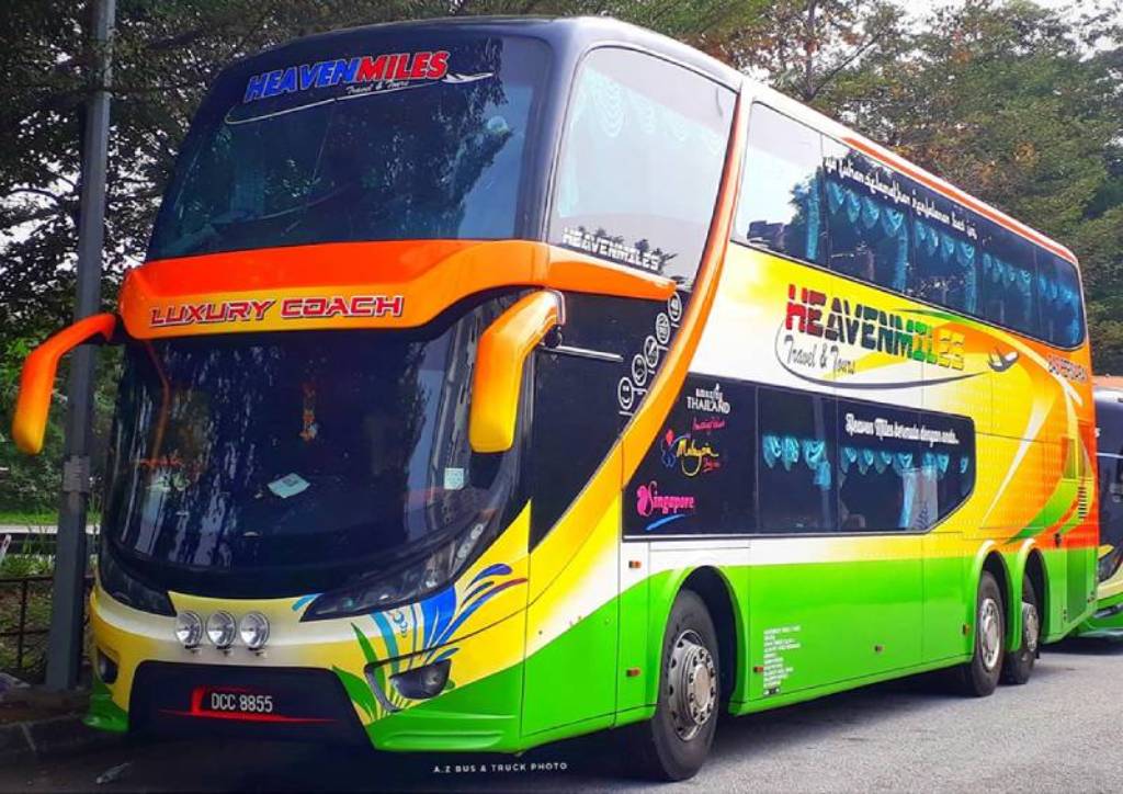 44-Seater Bus Rental: Add Comfort and Style To Your Group Tour